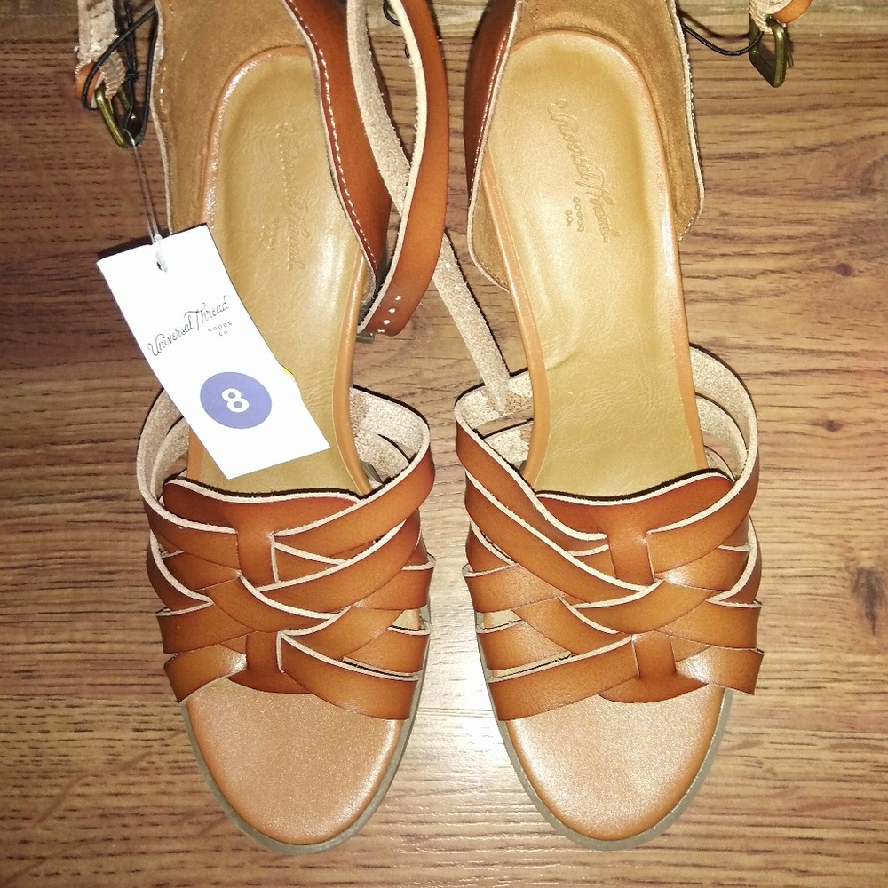 Universal Thread Heels